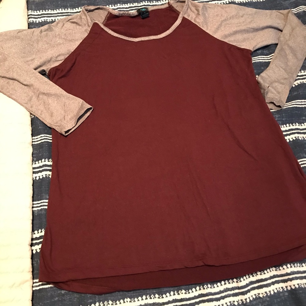RUE 21 TUNIC TEE